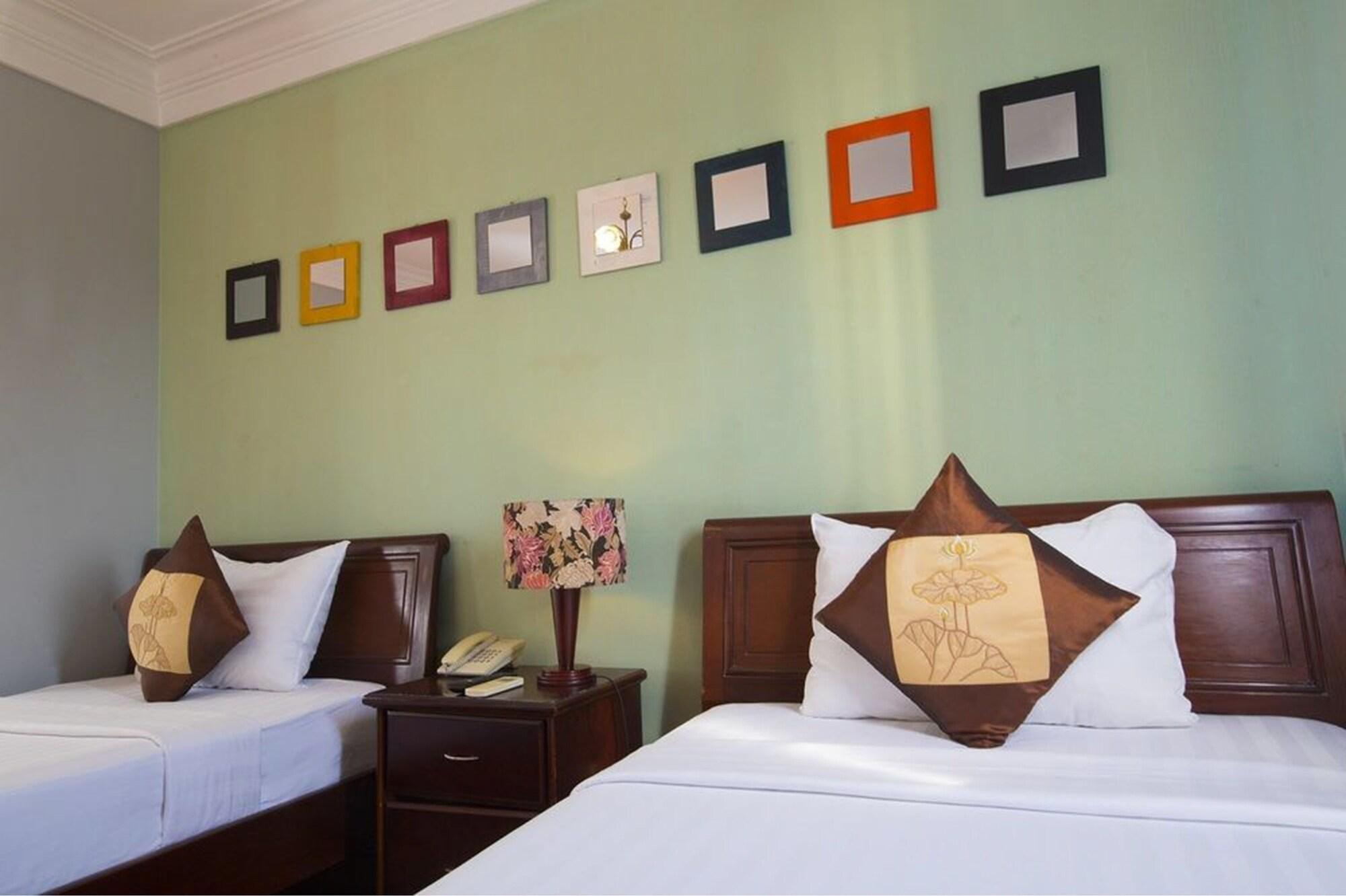 Good Vibes Central Hotel Ho Chi Minh City Exterior photo