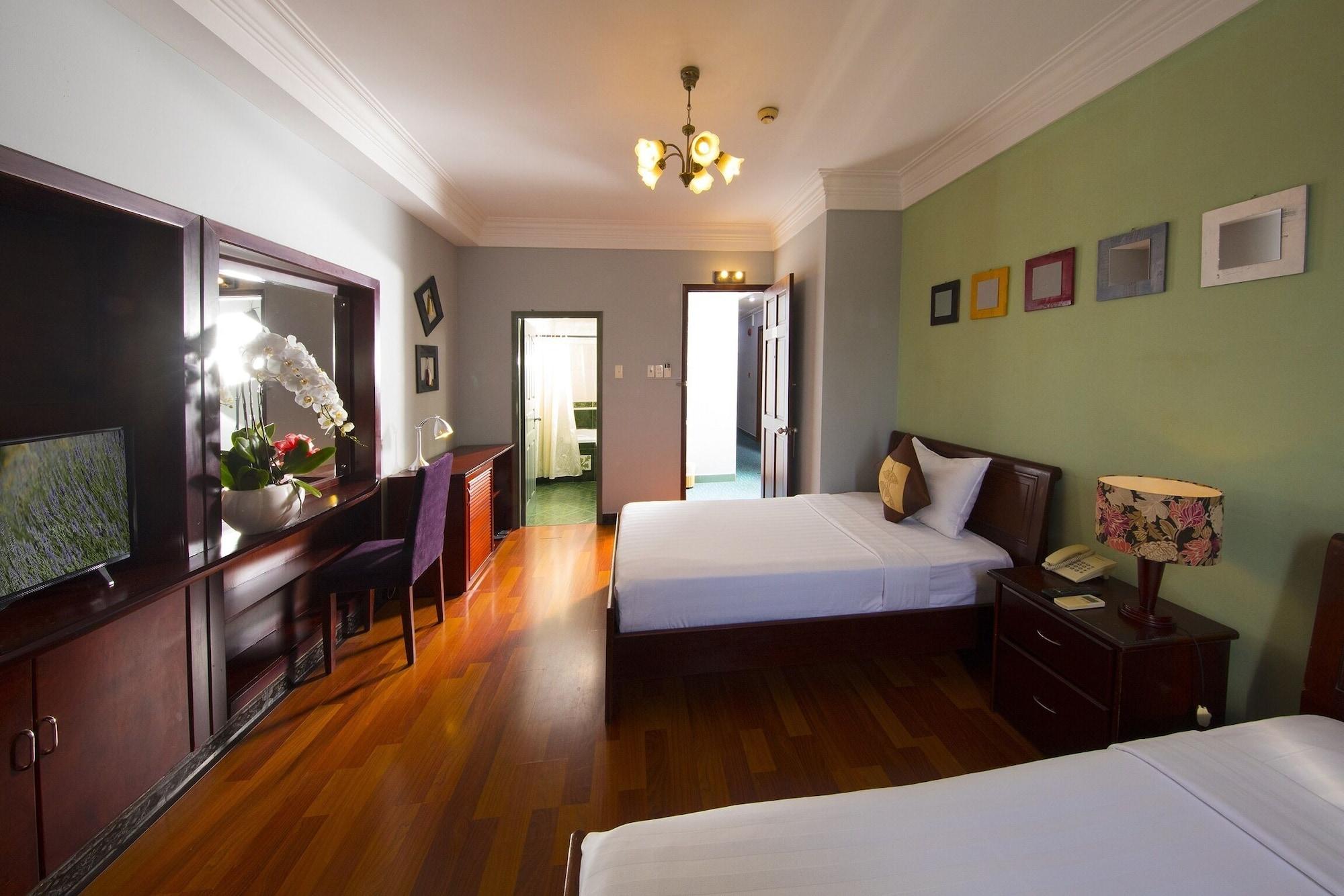 Good Vibes Central Hotel Ho Chi Minh City Exterior photo