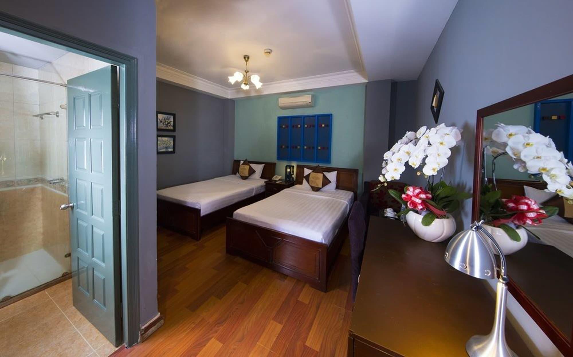 Good Vibes Central Hotel Ho Chi Minh City Exterior photo
