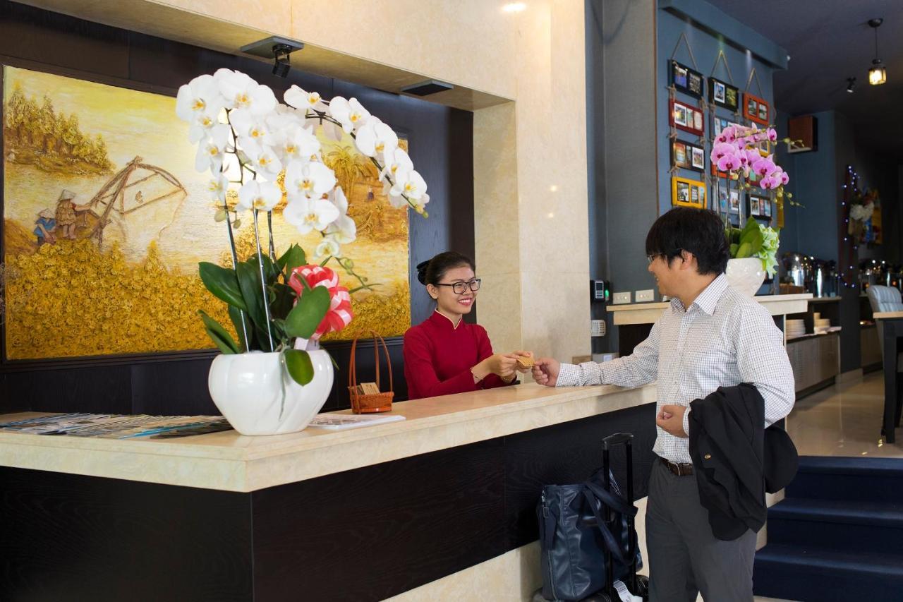 Good Vibes Central Hotel Ho Chi Minh City Exterior photo
